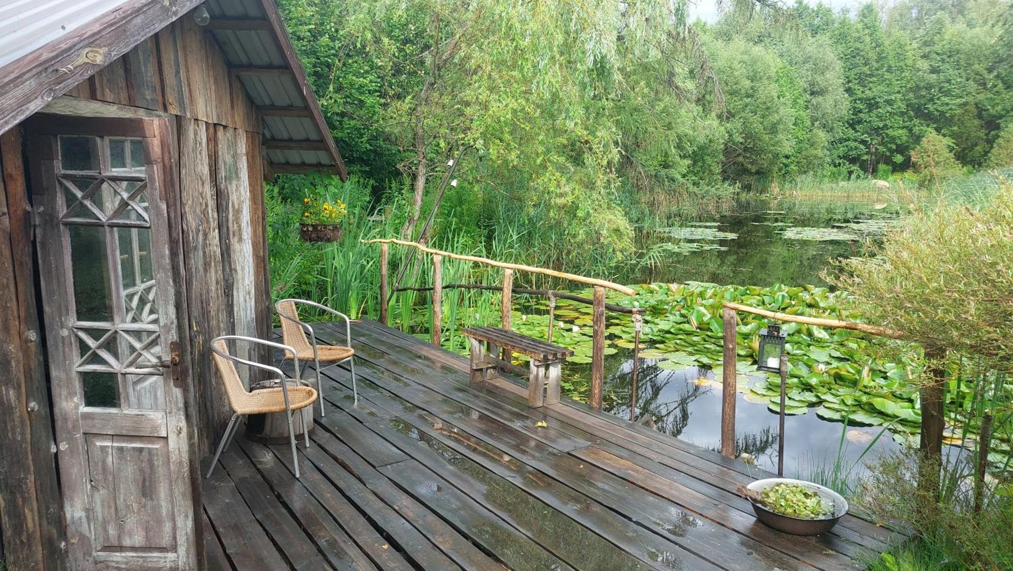 Idilliska Latgaliesu Lauku Maja Ar Melno Pirti Villa Аглона Екстериор снимка